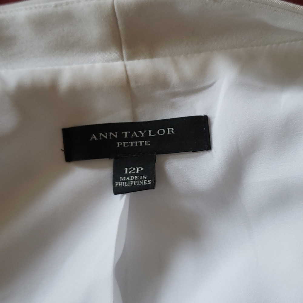 Jacket - Picture 3 of 4